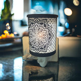 Electric Melt Warmer Mandala Small - Black - Plug In Style